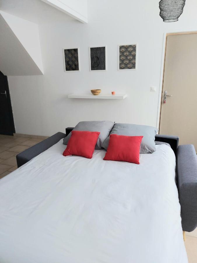 Appart Confort#1, Centre-Ville, Gare A Pieds Proche Commodites 모뵈주 외부 사진